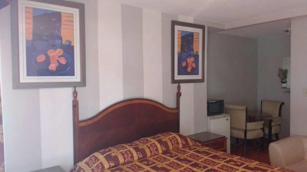 La Petite Rouge Motel San Diego Extérieur photo